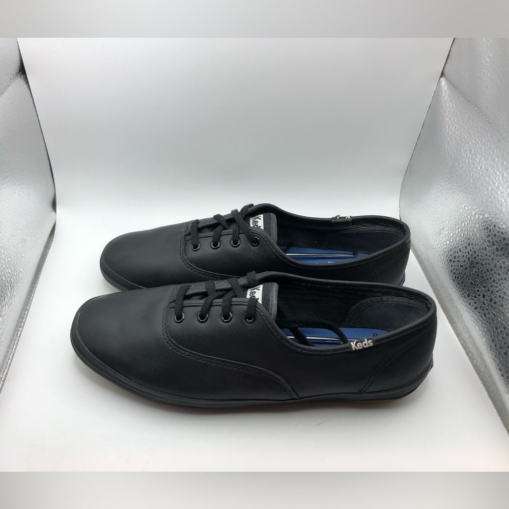 Keds Champion black leather sneaker size 7.5